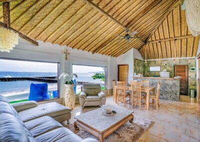 Open Plan and Self Contained on the Ocean